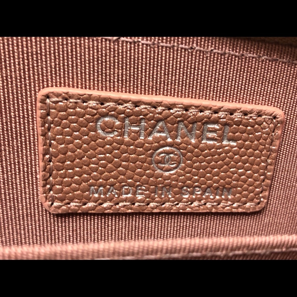 Chanel Iridescent Rose Gold Zip Wallet Card Holder - Picture 11 of 13